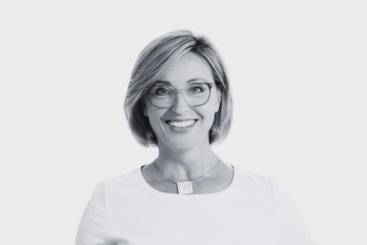 Monika Huebner